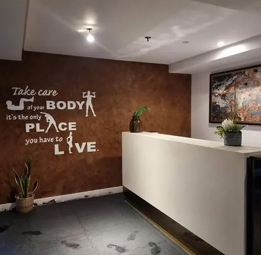 1 Bedroom With Balcony With Netflix At Horizons 101 Apartment Cebu